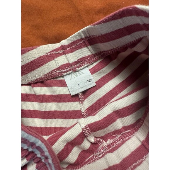 Zara | Pink/ White Striped Shorts | 7T - Picture 3 of 4